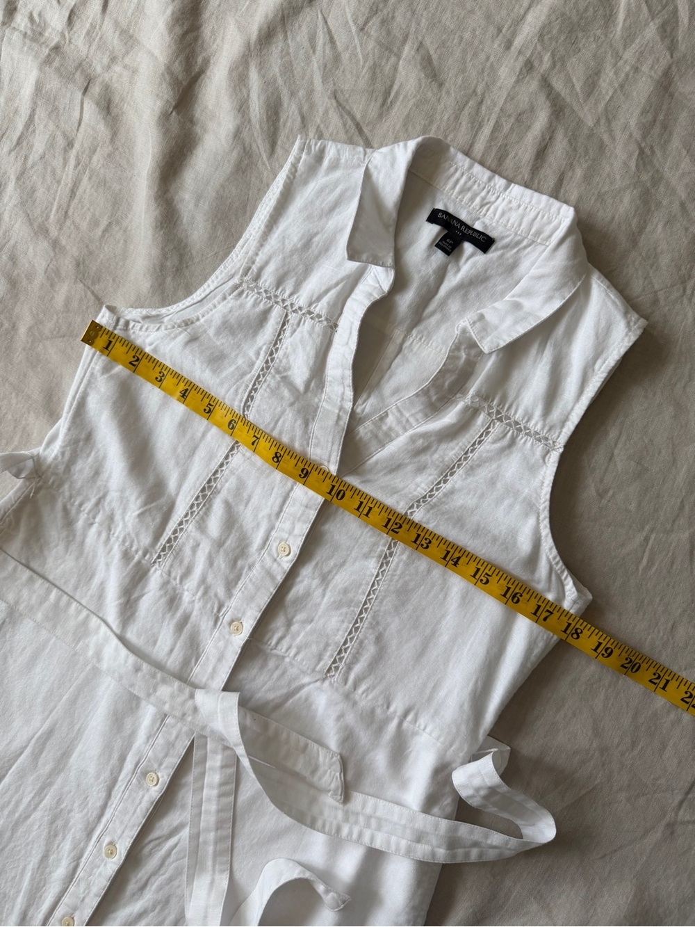 Banana Republic linen and cotton Sleeveless Button Down Tie Waist Midi dress - Picture 11 of 14